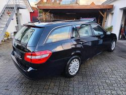 Schwarz Gebraucht 2010 Mercedes 190 Limousine | 7.500 €