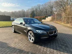 Schwarz Gebraucht 2011 BMW 740 M Sport Limousine | 11.999 € (Etwas zu teuer)