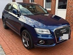 Blau Gebraucht 2016 Audi Q5 Ambiente SUV | 20.400 € (Fairer Preis)