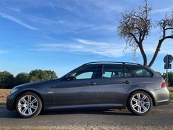 Grau Gebraucht 2006 BMW 325 M Sport Kombi | 8.499 € (Fairer Preis)