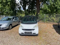 Weiß Gebraucht 2009 Smart ForTwo Coupé Passion Coupé | 3.770 € (Fairer Preis)