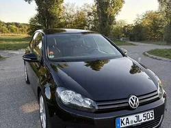 Schwarz Gebraucht 2009 VW Golf VI Highline Kleinwagen | 7.500 € (Etwas zu teuer)