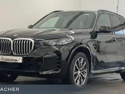 Saphirschwarz metallic Gebraucht 2024 BMW X5 Comfort Edition SUV | 84.990 €