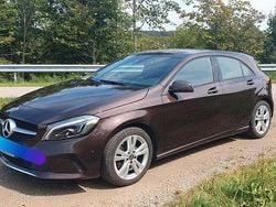 Braun Gebraucht 2017 Mercedes A200 Limousine | 14.799 € (Guter Preis)