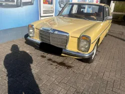 Gelb Gebraucht 1975 Mercedes W115 Limousine | 4.900 €