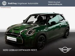 British racing green metallic Gebraucht 2023 Mini Cooper SE Kleinwagen | 21.470 € (Fairer Preis)
