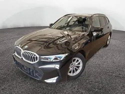 Black sapphire Gebraucht 2024 BMW 320 M Sport Kombi | 38.950 € (Fairer Preis)