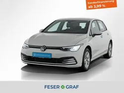 Pure white Gebraucht 2021 VW Golf VIII Life Limousine | 19.750 € (Guter Preis)