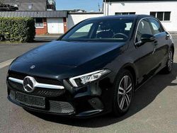 Kosmosschwarz metalliclack Gebraucht 2022 Mercedes A180 Kleinwagen | 26.500 € (Fairer Preis)