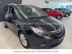 Schwarz Gebraucht 2016 Opel Zafira Tourer drive Van / Kleinbus | 7.900 € (Guter Preis)