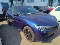 Blau Gebraucht 2021 Alfa Romeo Stelvio Veloce SUV | 28.950 € (Guter Preis)