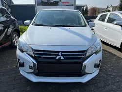 Weiß Neu 2025 Mitsubishi Space Star Select+ Limousine | 16.490 €