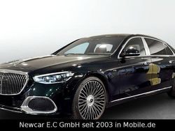 Smaragdgruen metalliclack Gebraucht 2023 Mercedes S680 Maybach Limousine | 255.990 €