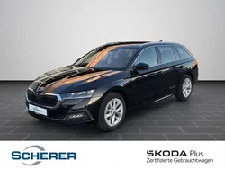 Blackmagic perleffekt Gebraucht 2023 Skoda Octavia Style Kombi | 25.300 € (Guter Preis)
