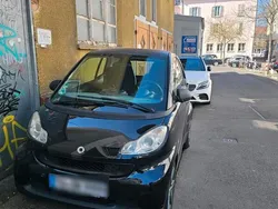Schwarz Gebraucht 2010 Smart ForTwo Coupé Coupé | 4.200 €
