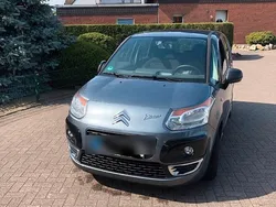Blau Gebraucht 2009 Citroën C3 Kleinwagen | 2.250 €