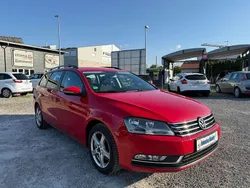 Tornadorot Gebraucht 2011 VW Passat Trendline Kombi | 5.690 € (Fairer Preis)