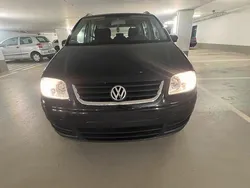 Schwarz Gebraucht 2004 VW Touran Van / Kleinbus | 800 € (Superpreis)