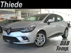 Grau Gebraucht 2018 Renault Clio IV Limousine | 8.550 € (Fairer Preis)