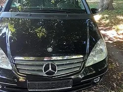 Schwarz Gebraucht 2009 Mercedes A150 Kleinwagen | 6.800 € (Etwas zu teuer)