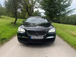 Schwarz Gebraucht 2014 BMW 730 Comfort Edition Limousine | 22.999 €