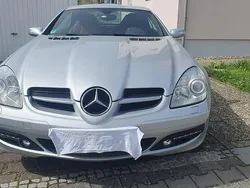 Silber Gebraucht 2004 Mercedes SLK200 Cabrio | 5.000 €
