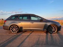 Grau Gebraucht 2019 Seat Leon ST FR Kombi | 19.499 € (Teuer)