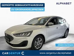 Moondust silber Gebraucht 2023 Ford Focus Titanium Limousine | 18.190 € (Superpreis)