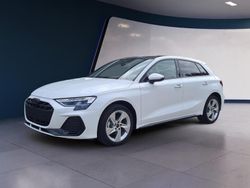 Arkonaweiß Gebraucht 2024 Audi A3 Sportback S-Line Kleinwagen | 37.579 € (Fairer Preis)