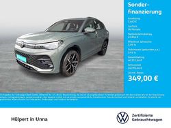 Cipressinogrün metallic Gebraucht 2024 VW Tiguan R-line SUV | 46.111 € (Fairer Preis)
