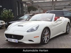 Weiß Gebraucht 2009 Ferrari California Cabrio | 79.990 €