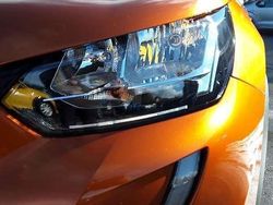 Metallic Gebraucht 2023 Peugeot 2008 Active SUV | 19.240 € (Fairer Preis)