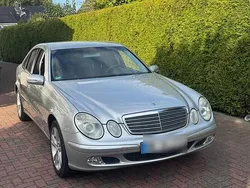 Silber Gebraucht 2004 Mercedes E200 Limousine | 4.500 € (Guter Preis)
