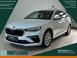Weiss Gebraucht 2024 Skoda Scala Selection Kleinwagen | 24.499 € (Fairer Preis)