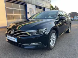 Schwarz Gebraucht 2018 VW Passat Comfortline Kombi | 12.900 € (Fairer Preis)