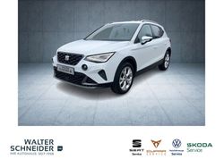 "nevada" weiss Gebraucht 2024 Seat Arona FR-Line SUV | 22.450 € (Fairer Preis)
