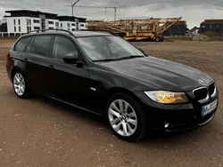 Schwarz Gebraucht 2010 BMW 318 Kombi | 1.800 €