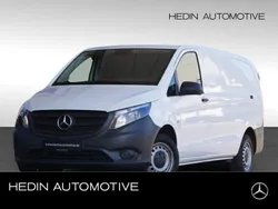 Weiß Gebraucht 2024 Mercedes Vito Van / Kleinbus | 31.533 € (Superpreis)