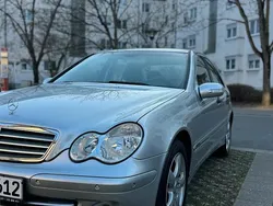 Silber Gebraucht 2004 Mercedes C180 Limousine | 3.000 € (Fairer Preis)