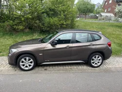 Braun Gebraucht 2012 BMW X1 SUV | 7.800 €