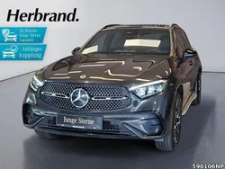 Metalliclack graphitgrau Gebraucht 2024 Mercedes GLC300e AMG SUV | 63.580 € (Fairer Preis)