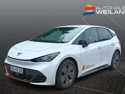 Glacial white metallic Gebraucht 2023 Cupra Born Kleinwagen | 28.500 € (Etwas zu teuer)