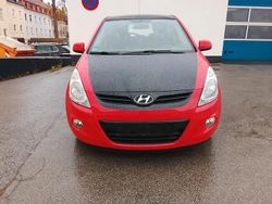 Rot Gebraucht 2010 Hyundai i20 Coupé | 2.200 €