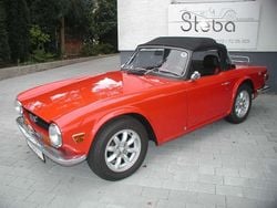 Rot Gebraucht 1972 Triumph TR6 Cabrio | 23.900 €
