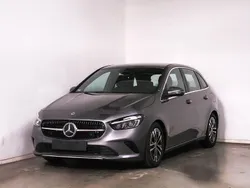 Grau Neu 2024 Mercedes B180 Advanced Van / Kleinbus | 34.900 €