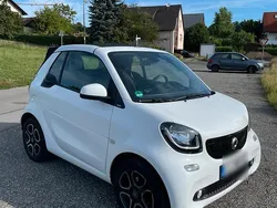 Weiß Gebraucht 2019 Smart ForTwo Cabrio Cabrio | 10.499 € (Guter Preis)