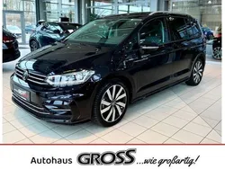 Schwarz Gebraucht 2024 VW Touran R-line Van / Kleinbus | 38.785 € (Fairer Preis)