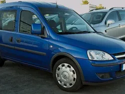 Blau Gebraucht 2009 Opel Combo Van / Kleinbus | 3.000 € (Fairer Preis)