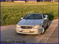 Chalcedonblau metal (metallic) Gebraucht 2002 Mercedes SLK200 Cabrio | 11.950 €