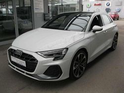 Gletscherweiß metallic Neu 2025 Audi A3 Sportback S-Line Kombi | 38.999 € (Guter Preis)